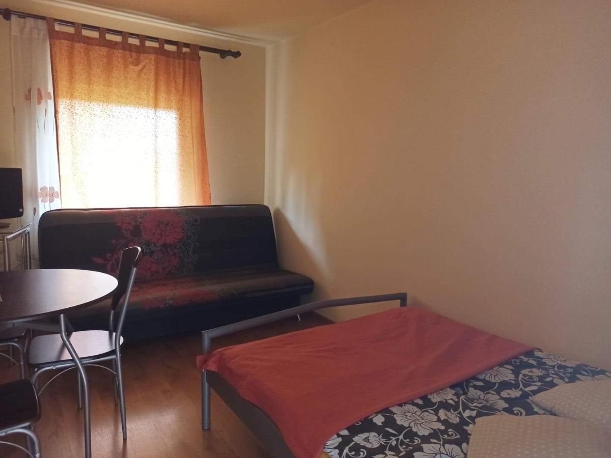 Apartamento Przylesie Uniejów Exterior foto
